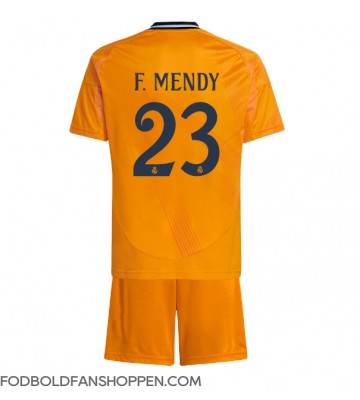 Real Madrid Ferland Mendy #23 Udebanetrøje Børn 2024-25 Kortærmet (+ Korte bukser)